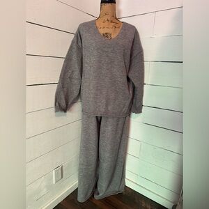 Women’s Grey Sweater Lounge Set